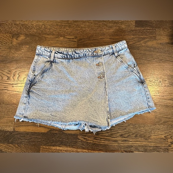 Zara Premium Denim Skort Jean Shorts Wrap 100% Cotton Button Front Women's L - Picture 1 of 9